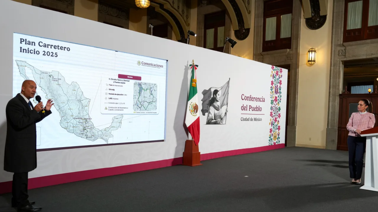 Claudia Sheinbaum presenta el Programa Nacional de Infraestructura Carretera con una inversión de 35,000 mdp para 2025